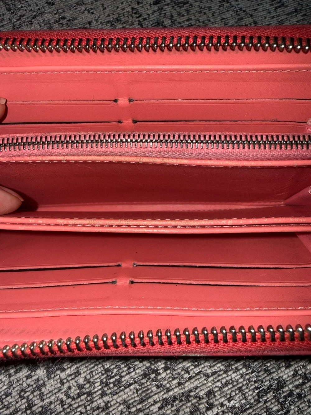 Louis Vuitton Monogram Vernis Rayures Zippy Wallet
